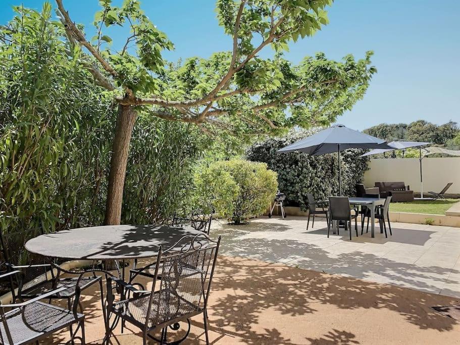 F2 avec jacuzzi, pétanque, à 3 min mer, dans grande propriété Porticcio  Extérieur photo